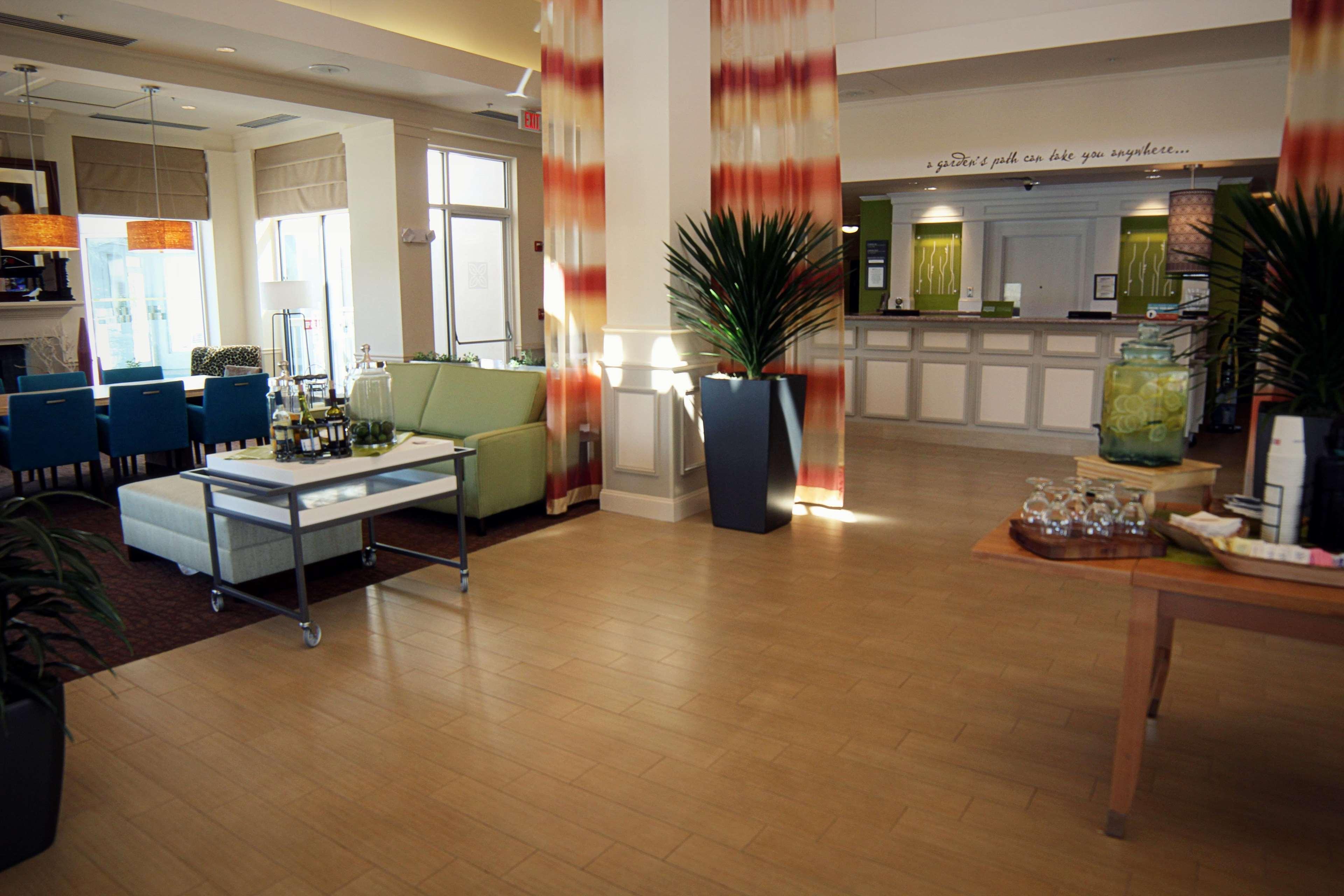 Hilton Garden Charlotte 3*