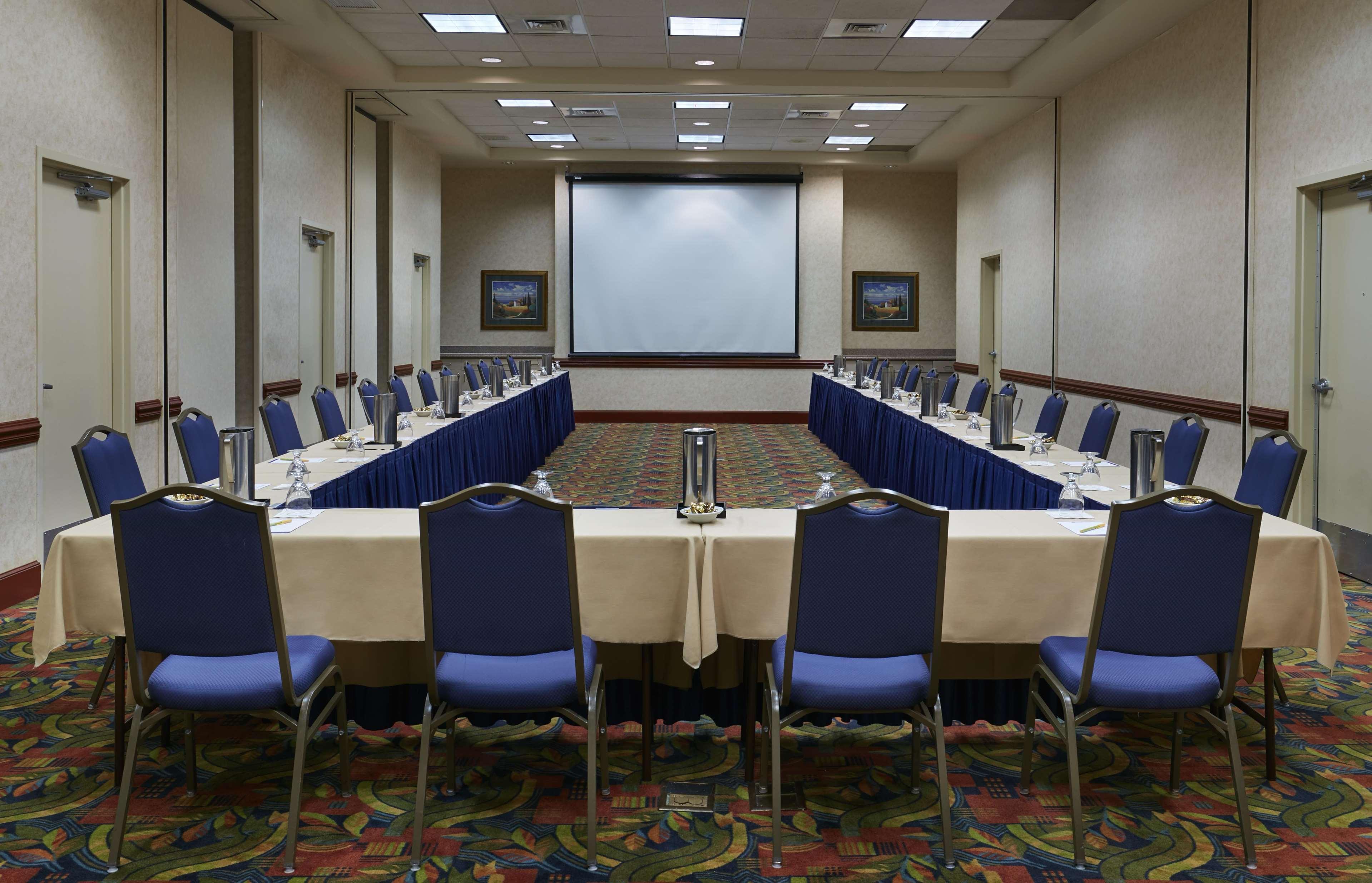 Hilton Garden Charlotte 3* Pineville