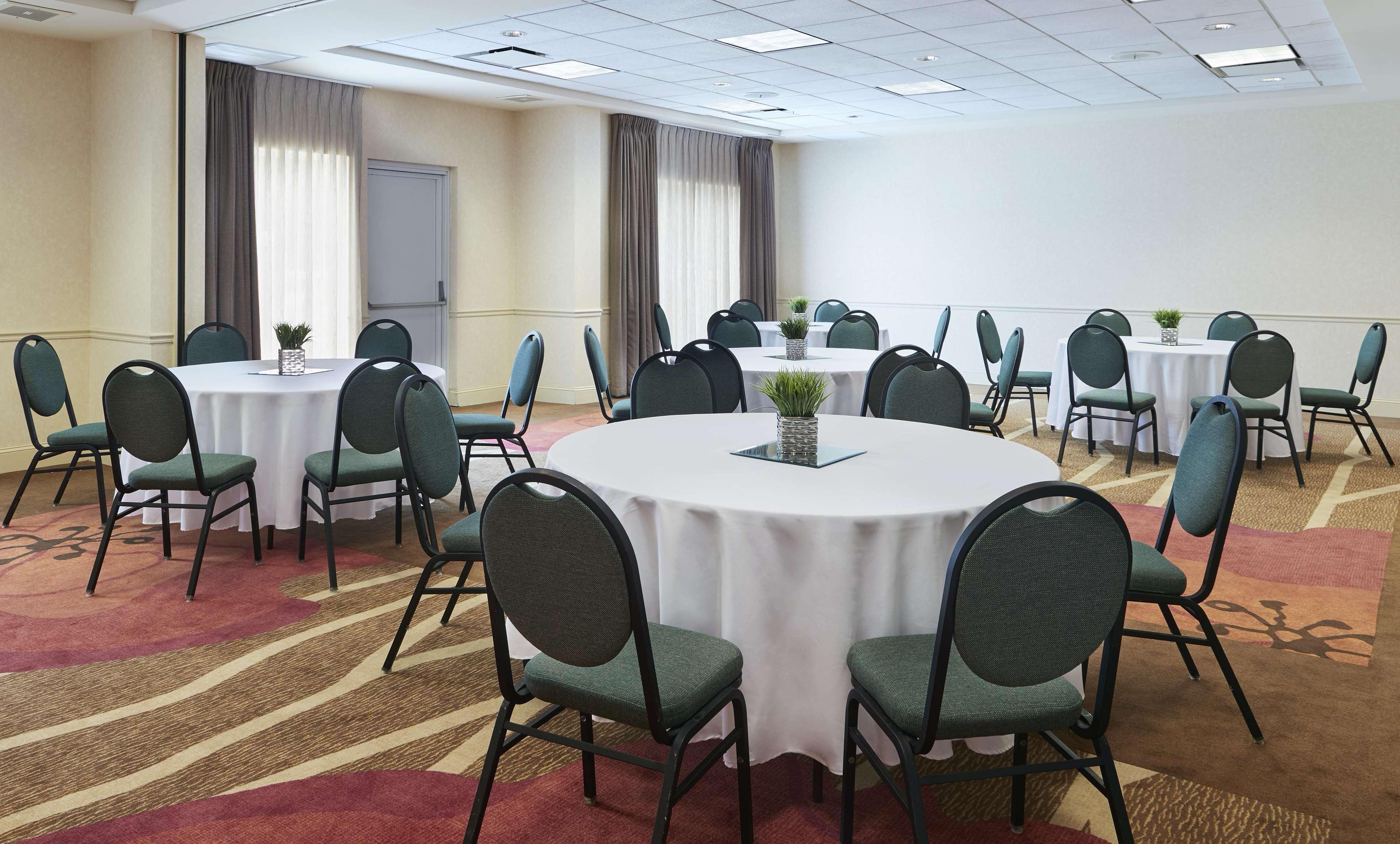 Hilton Garden Charlotte Pineville