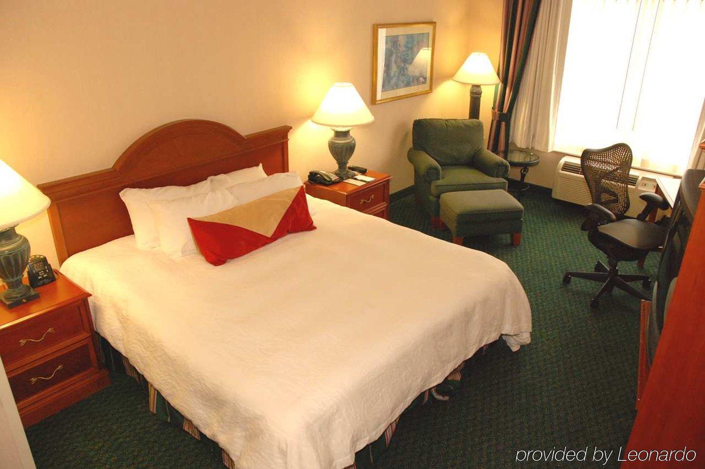 Hilton Garden Charlotte Hotel Pineville