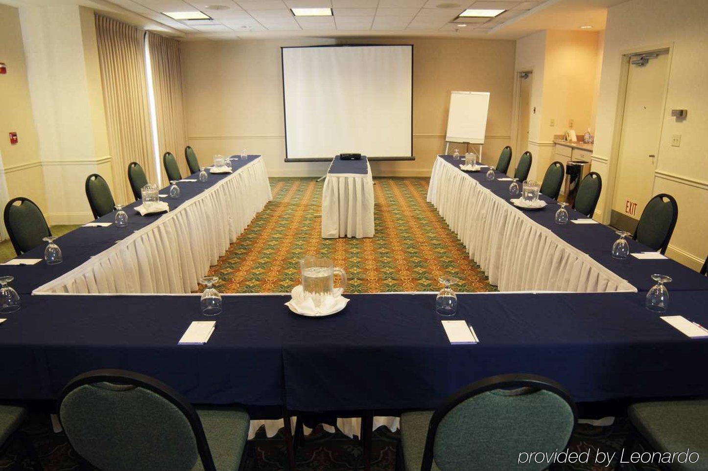 Hilton Garden Charlotte 3* Pineville