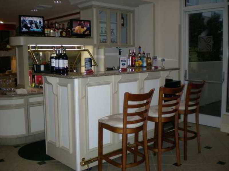 Hilton Garden Charlotte Hotel Pineville